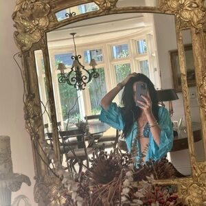 Meet your Posher, Joelle